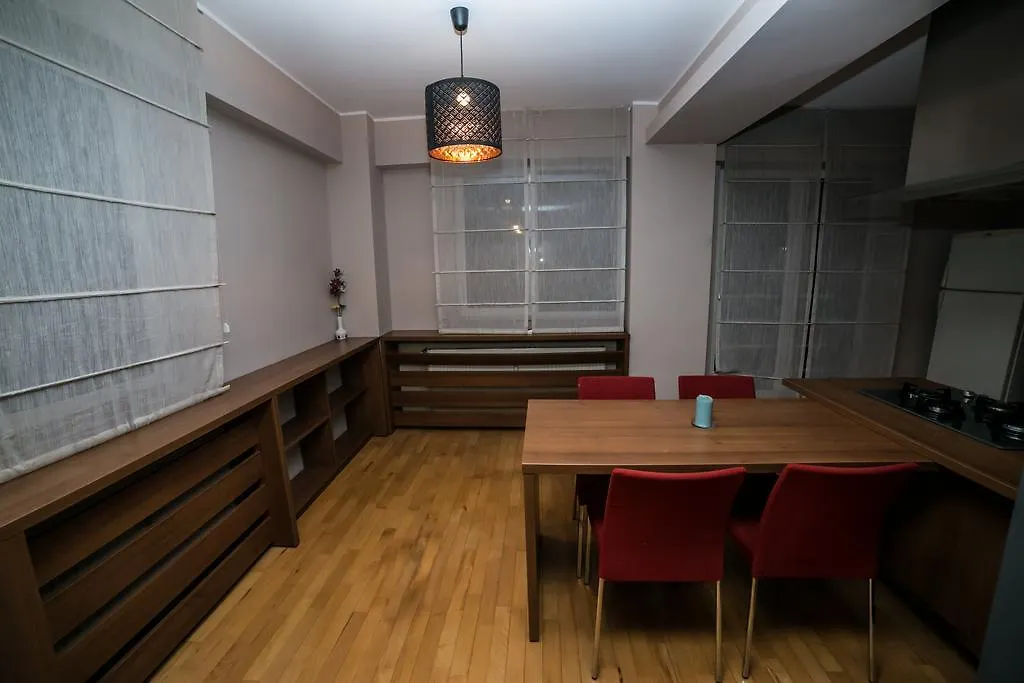 Cosmopolitan Internations Flat Hotel Bucharest 0*,