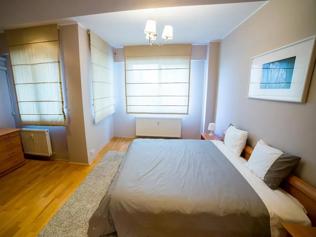 Cosmopolitan Internations Flat Hotel Bucureşti 0*,  România